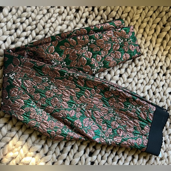 Dolce & Gabbana Multicolor Iridescent Brocade Jacquard Trousers Crop - Picture 2 of 9